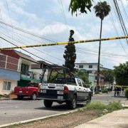 Hombre muere durante intento de robo tras retirar un millón de pesos de un banco en Xalapa, Veracruz