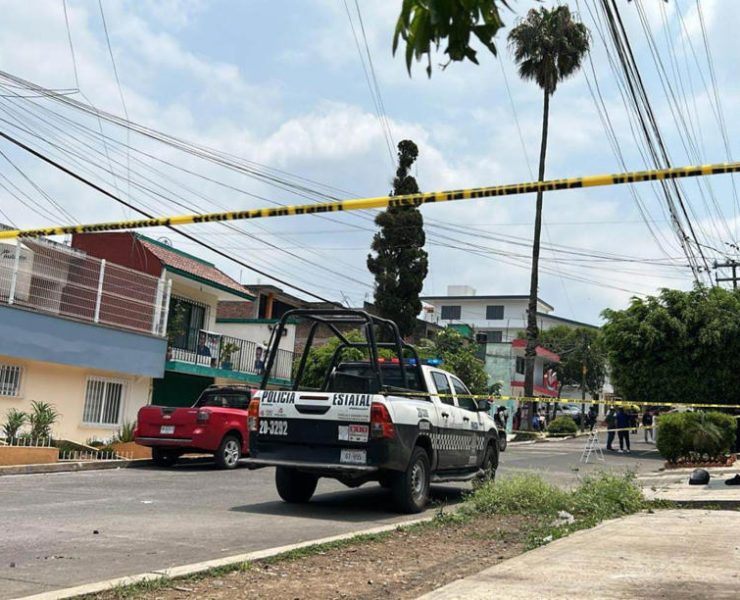 Hombre muere durante intento de robo tras retirar un millón de pesos de un banco en Xalapa, Veracruz