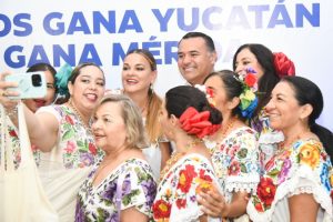 Renán Barrera asegura que con su triunfo el próximo 2 de junio habrá más apoyos para las mujeres.