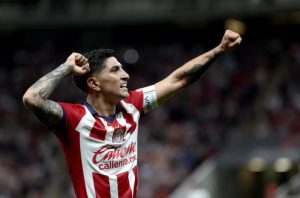 Chivas le ganó al Toluca, con un golazo de Víctor Guzmán.