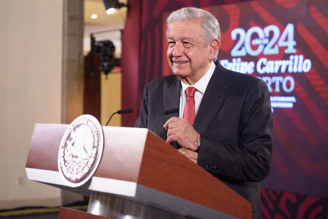 AMLO Defiende la Decisión de la Cancelación de Aeropuerto de Texcoco