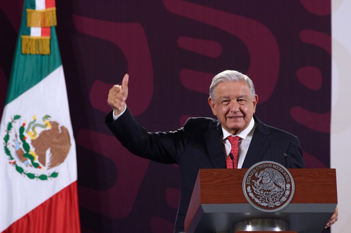 AMLO Anticipa Elecciones Tranquilas el 2 de Junio: “La Mayoría Está Satisfecha”