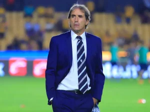 Guillermo Almada logró alzar su segundo título con los tusos del Pachuca.