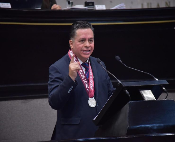 Congreso de Veracruz entregó Medalla al Mérito por la Defensa y Mejora del Medio Ambiente 2024