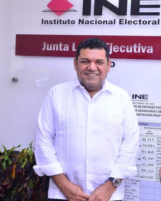Javier May recibe su constancia de mayoría como gobernador electo de Tabasco