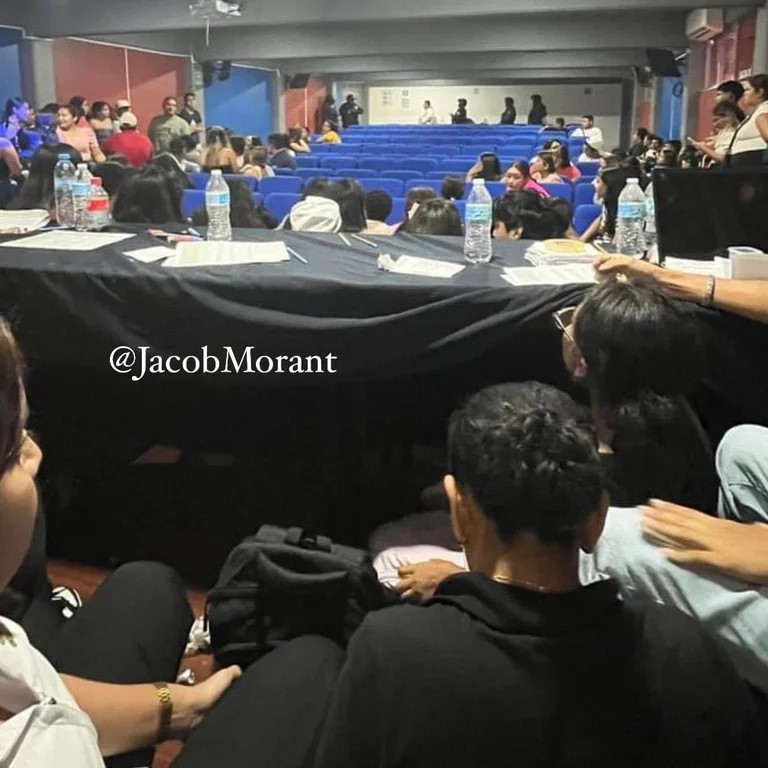 Hombres armados asaltan a estudiantes de la Universidad Autónoma de Guerrero