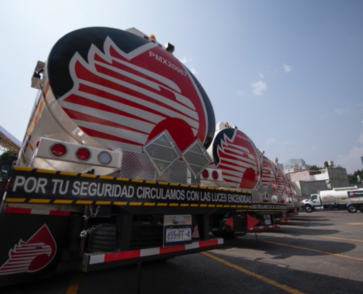 Gasolineras de PEMEX crecen 6.5%
