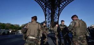 El perímetro antiterrorista, también ha sido reforzado en París, sede de los Juegos Olímpicos 2024.