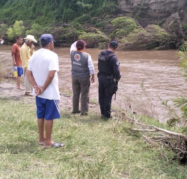 Una niña y su tía mueren ahogadas en río Jamapa