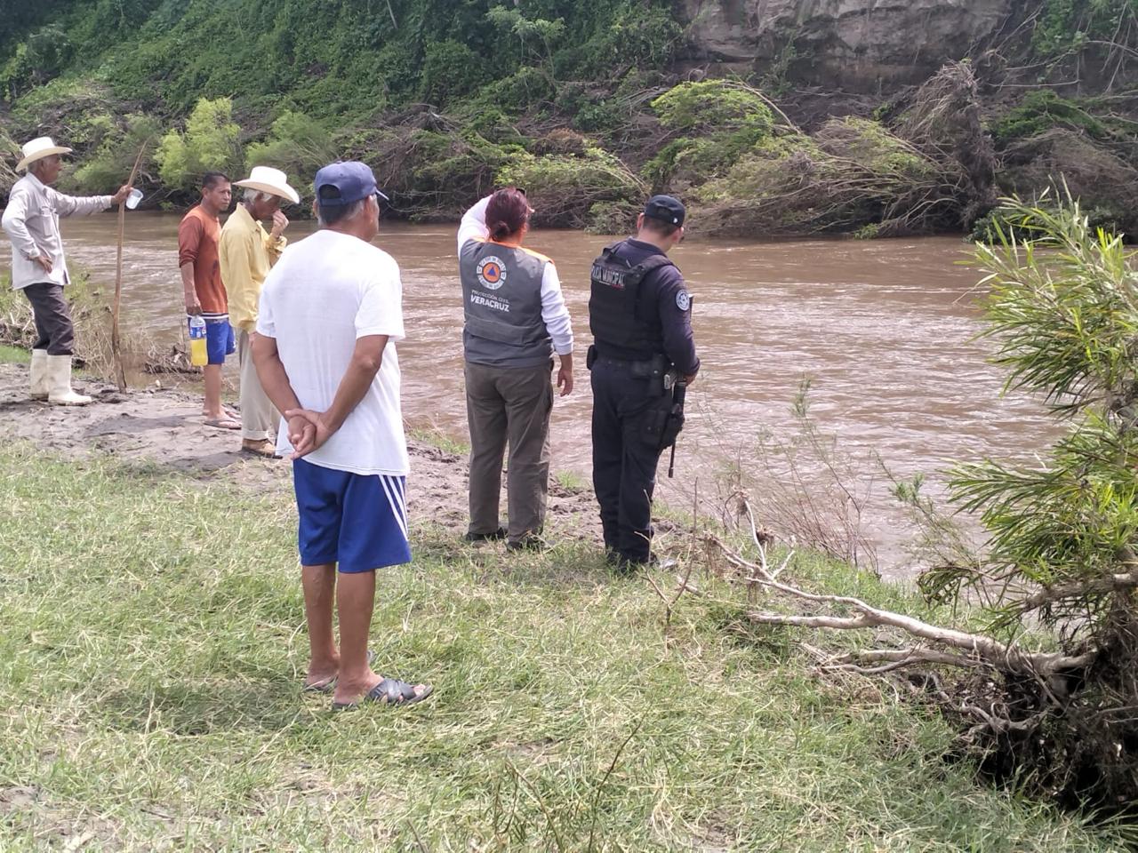 Una niña y su tía mueren ahogadas en río Jamapa