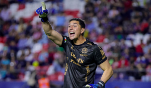 El portero del Atlético de San Luis, Andrés Sánchez, tuvo un grave error, que le costó el primer gol del Toluca.