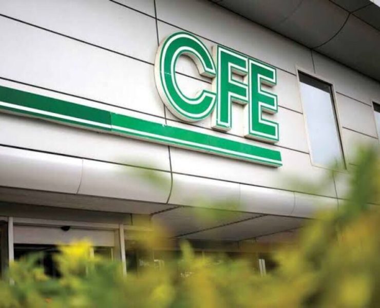 Exponen a funcionario de la CFE en Veracruz