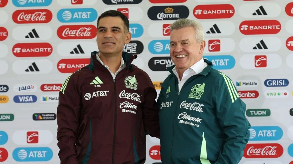 Lo que era ya un secreto a voces, el día de hoy se presentó, de manera oficial, a Javier Aguirre como nuevo entrenador de la Selección Mexicana y a Rafael Márquez como su auxiliar, para el mundial de 2026.