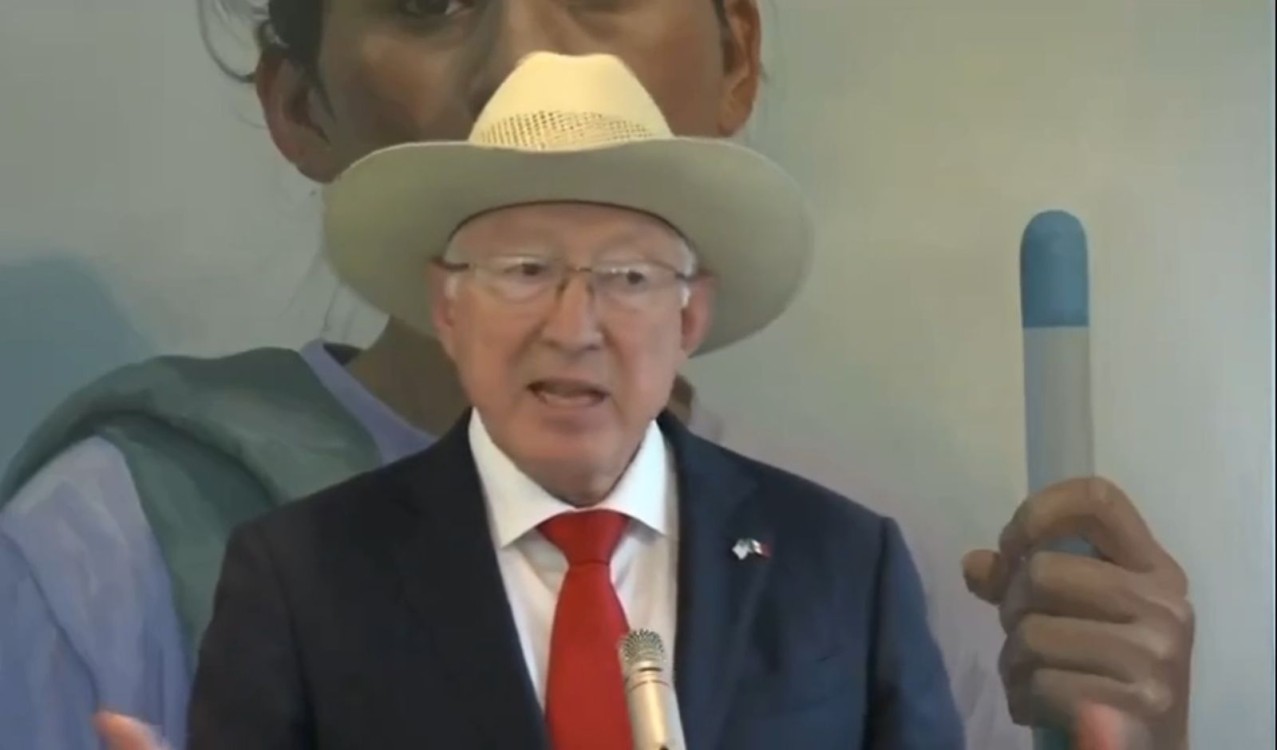 Ken Salazar Aclara la Entrega de "El Mayo" Zambada y Joaquín Guzmán López a EUA