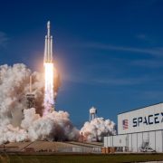 FBI investiga amenazas contra SpaceX al sur de Texas