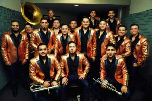 Banda Los Recoditos, amenizará la coronación de los Reyes del Carnaval de Mérida 2025, en el Centro de Espectáculos Jardín Carta Clara, el sábado 22 de febrero a las 19:00 horas.