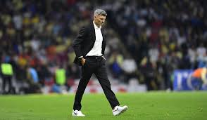 Fernando''Tao´´ Ortiz, no logra llevar por buen camino a Santos Laguna, en lo que va el Clausura 2025.