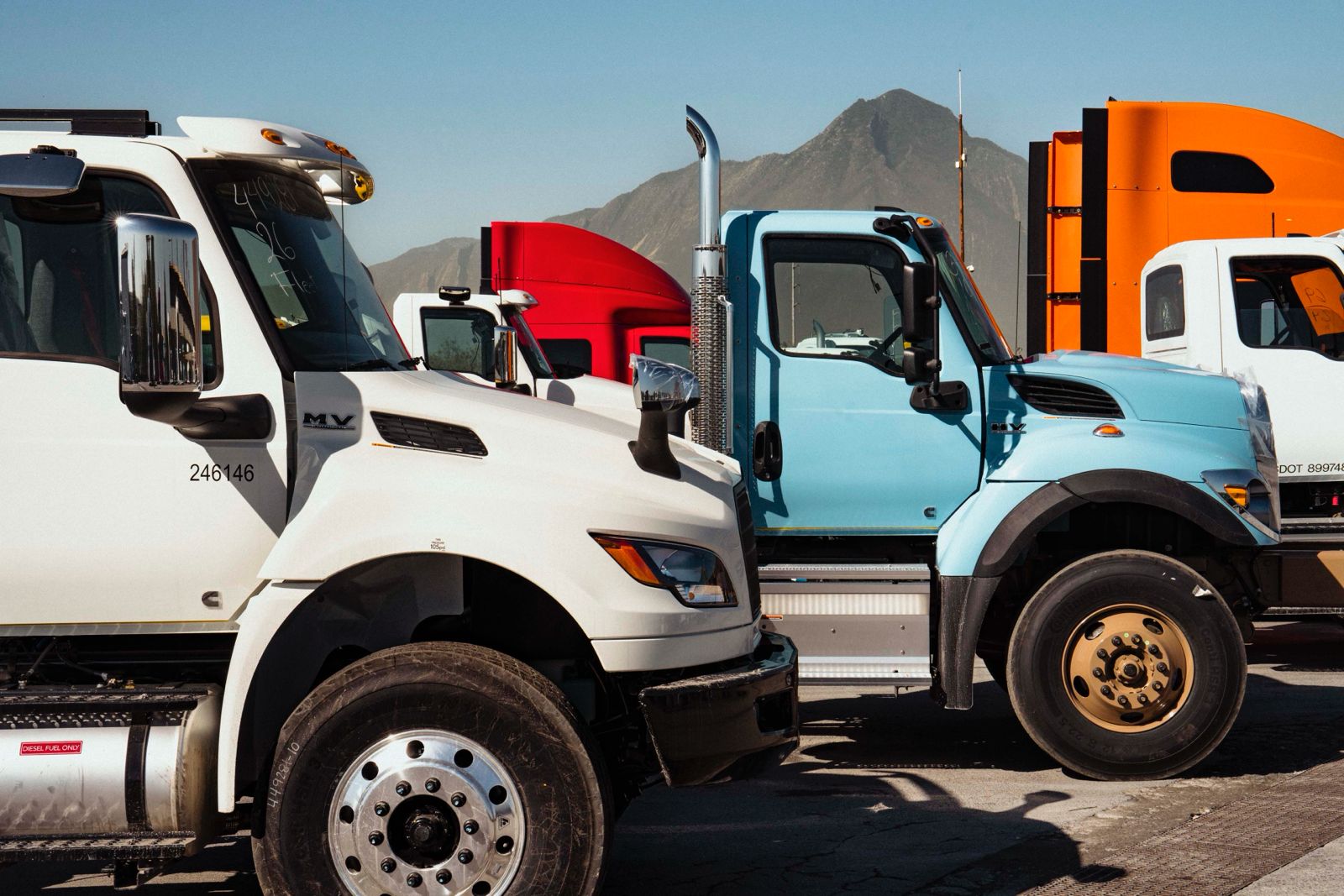 Industria de vehículos pesados advierte rezago crítico