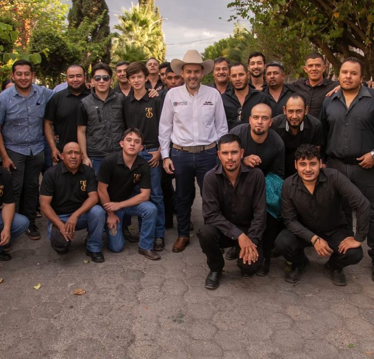 Ulises Mejía destaca avances económicos